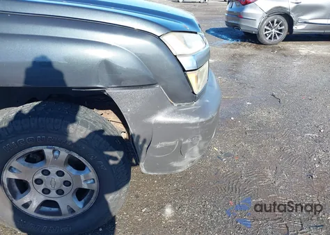 2005 Chevrolet Avalanche 1500 Z71 из США, поврежденный, VIN 3GNEK12Z55G159141